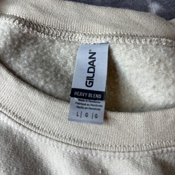 Trump 45 47 American Flag Gildan Heavy Blend Cream Sweatshirt Large - Picture 5 of 8